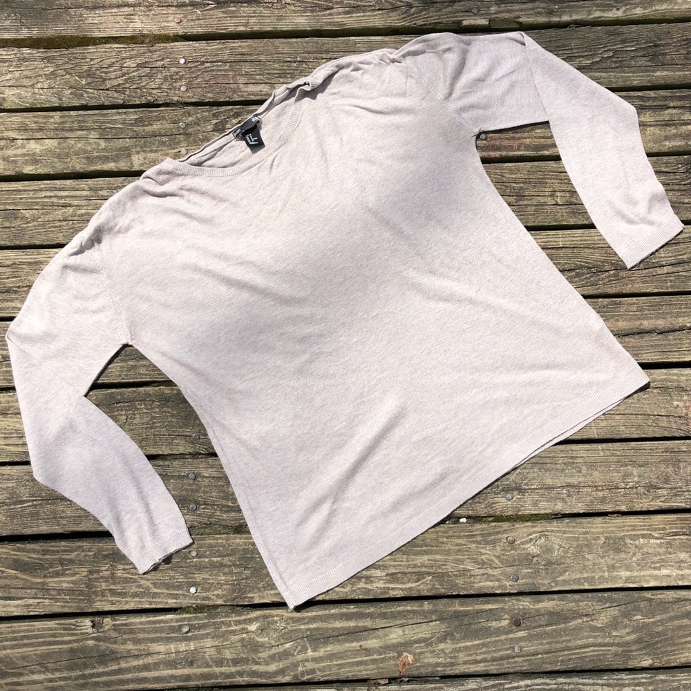 SOLD ‼️ H&M Sweater